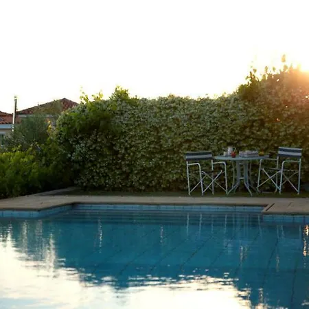 Nyaraló Family And Friends Pool House