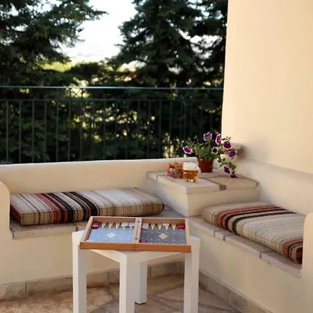 Nyaraló Family And Friends Pool House *